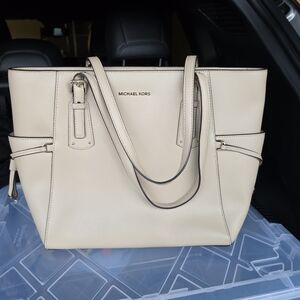 Michael Kors Cream Tote Bag